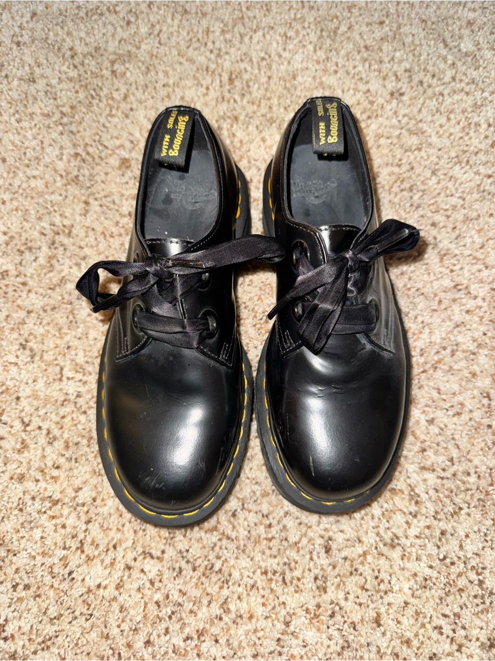 Holly Women’s Dr. Martens